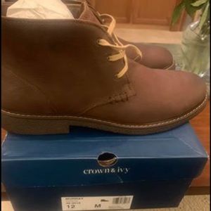 Crown and Ivy Men’s Murray Chukka Boot